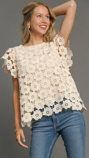 Big Eyelet Floral Ruffle Slv Top