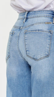 High Rise St Leg Notch Hem Jean