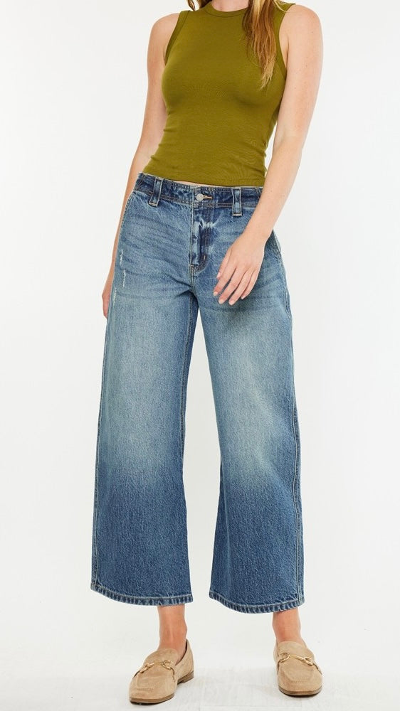 Mid Rise Loose Barrel Leg Jean