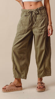 Mid-Rise Slouch Patch Pocket Pants