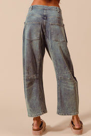 Patch Pocket Barrel Leg Jeans