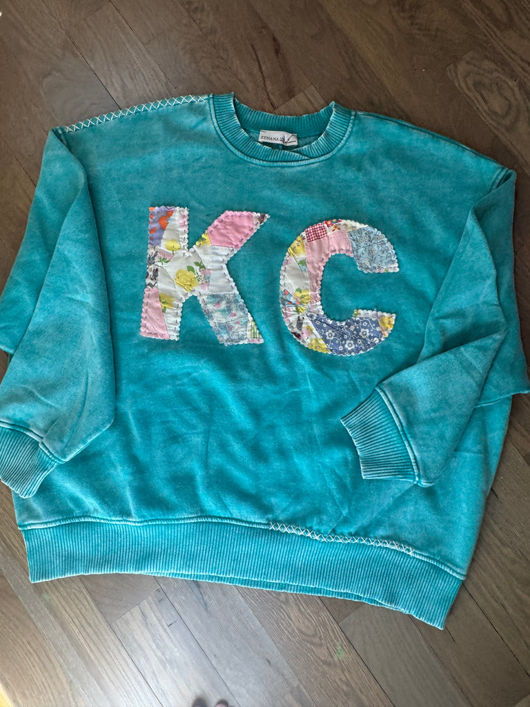 KC Quilt Hand-Stitch Slouch Sweatshirt (9)