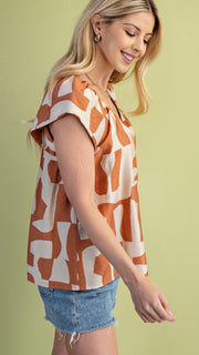 Simple Geo Print Flutter Slv Top