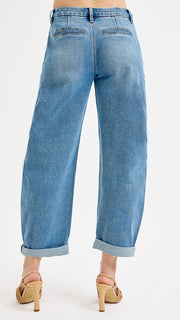 Mid Rise Welt Pkt Barrel Jeans