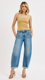 Mid Rise Welt Pkt Barrel Jeans