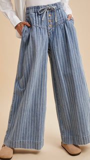 Striped Pintuck Wide Leg Jeans
