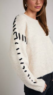 Contrast Yarn Stitch Pullover Sweater