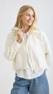 Slick Woven Elastic Hem Jacket w/Pockets