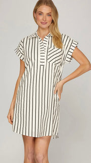 Striped Shift Dress with Collar + Pkts