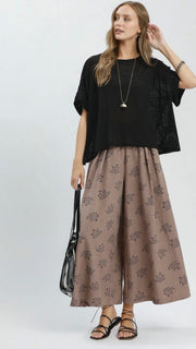 Single Floral Wide Leg Pants w/Pockets