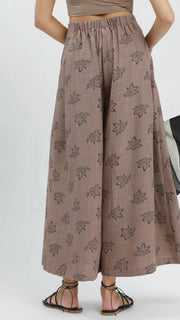 Single Floral Wide Leg Pants w/Pockets