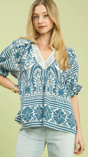 Crochet Lace Trim Puff Sleeve Top