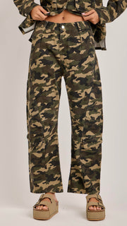 Mid Rise Camo Cargo Pants
