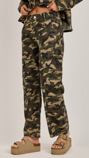 Mid Rise Camo Cargo Pants