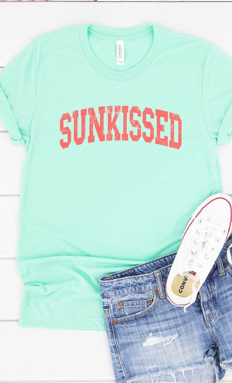 Sun kissed Arc Graphic Tee